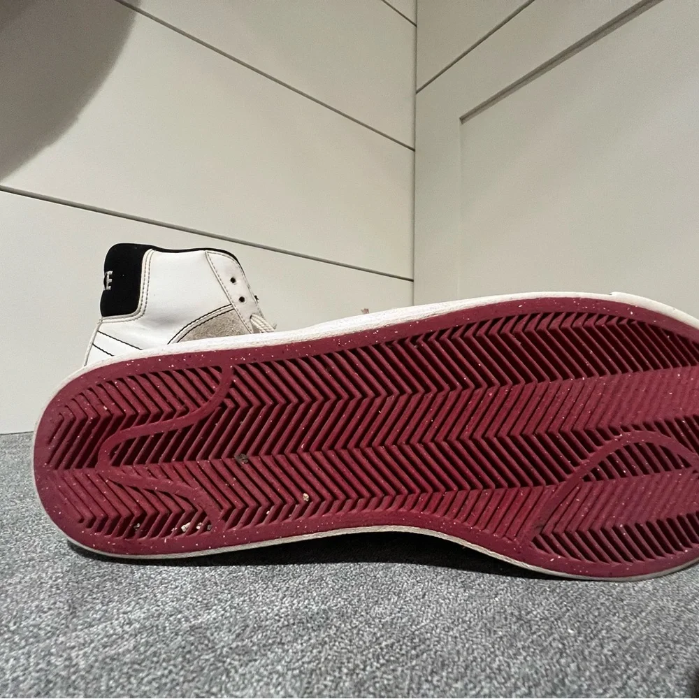 Nike Blazer Mid 77’ Rush Maroon & Summit White Big Kids' Shoe Size 4.0 - Picture 3 of 6